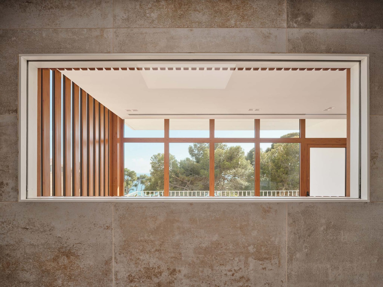Casa Maridia por Guillem Carrera. Fotografía por Adrià Goula.