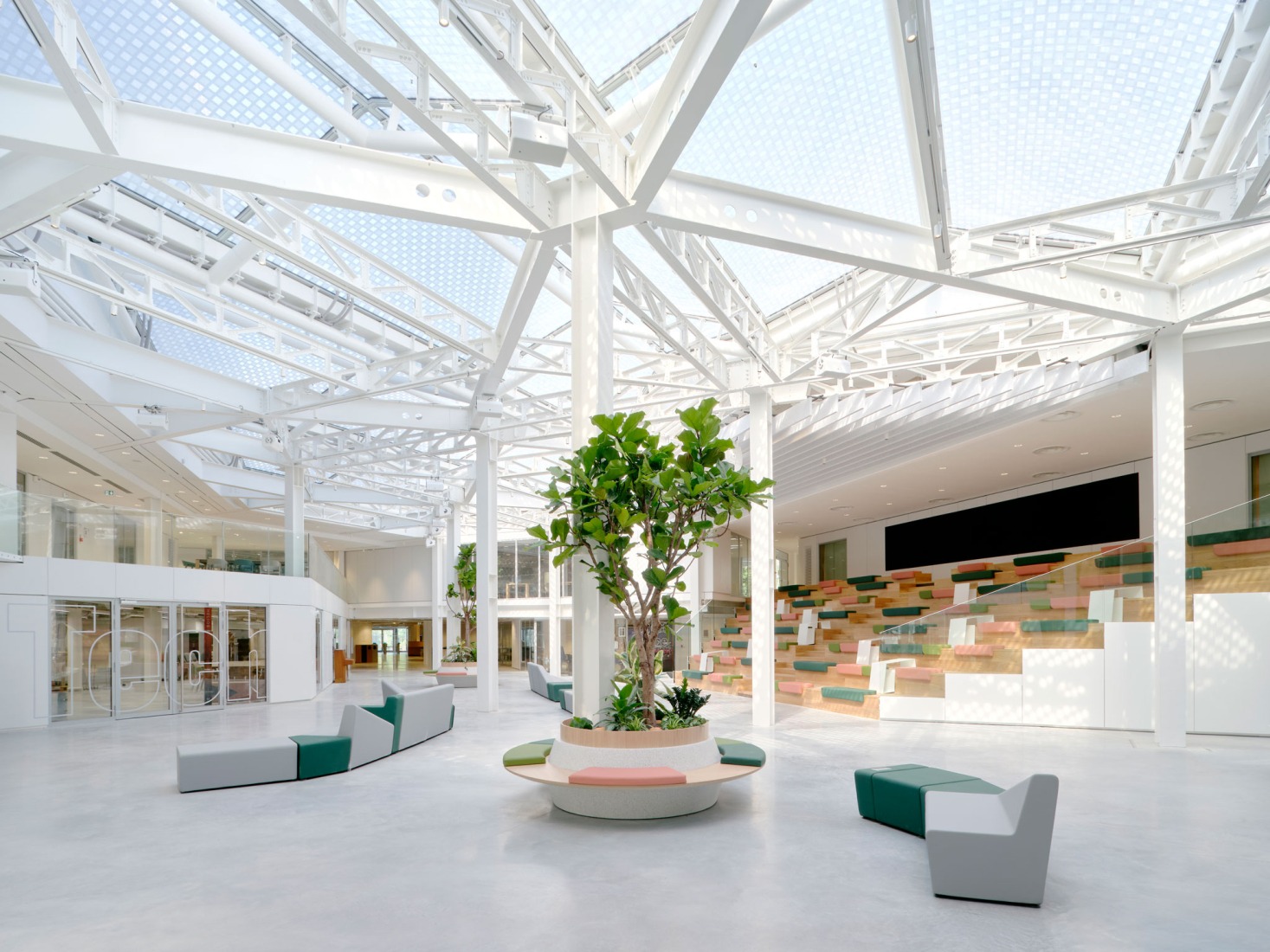Campus du Parc by It's architecture. Photograph by Francesca Iove.