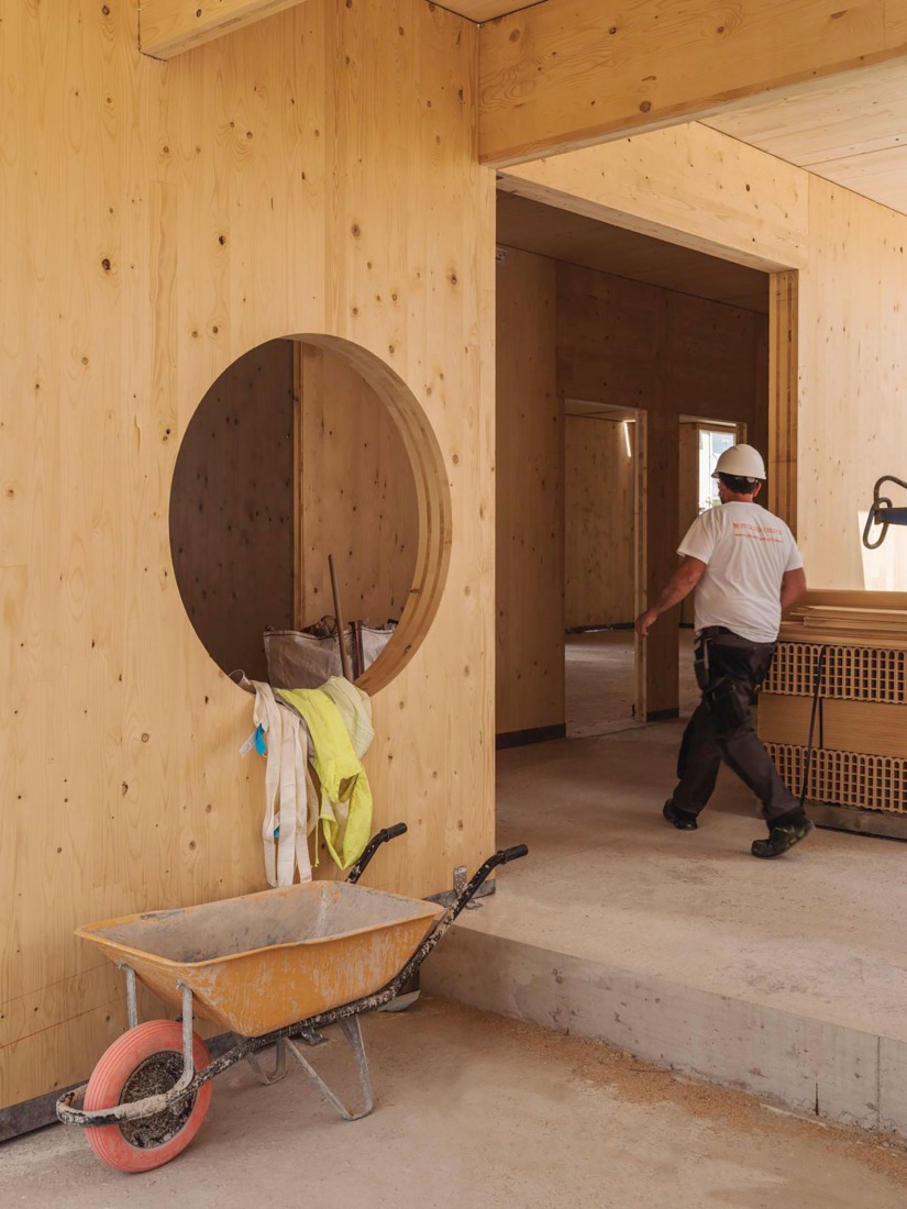 Obra. Centro de salud Son Ferriol por Laboqueria Arquitectura + Munarq. Fotografía por Ricard López.  
