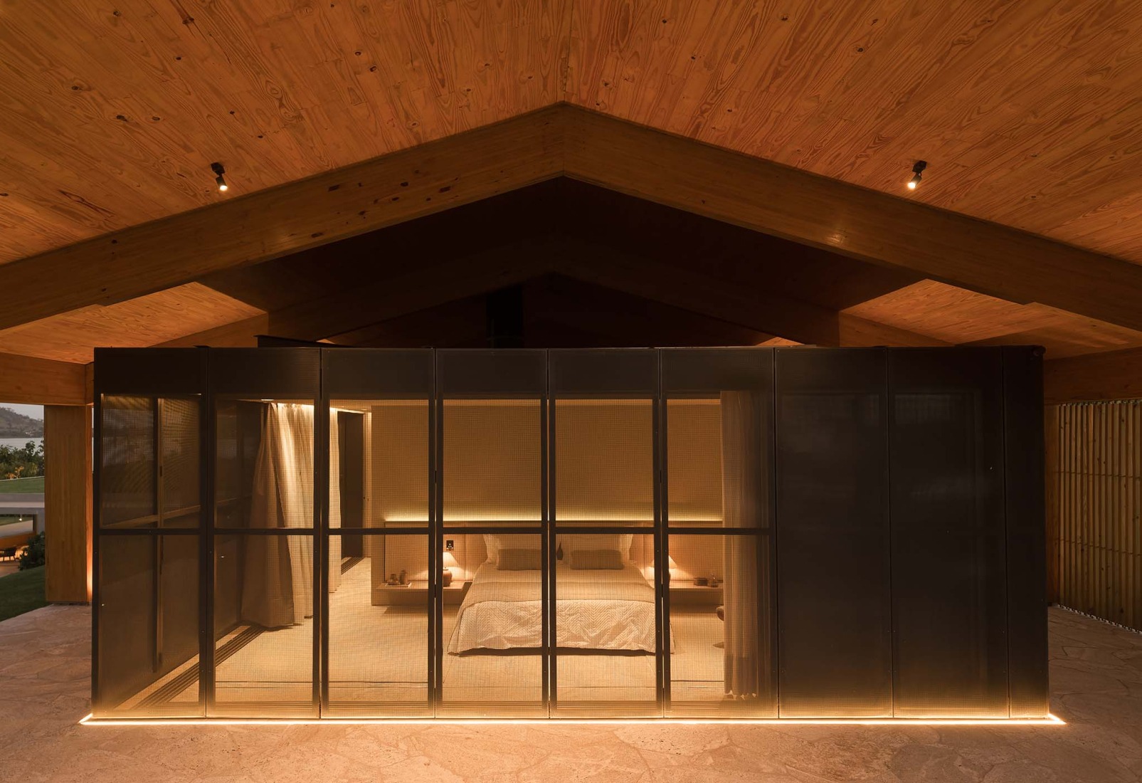 Celeiro House by mf+arquitetos. Photograph by Fernando Guerra.