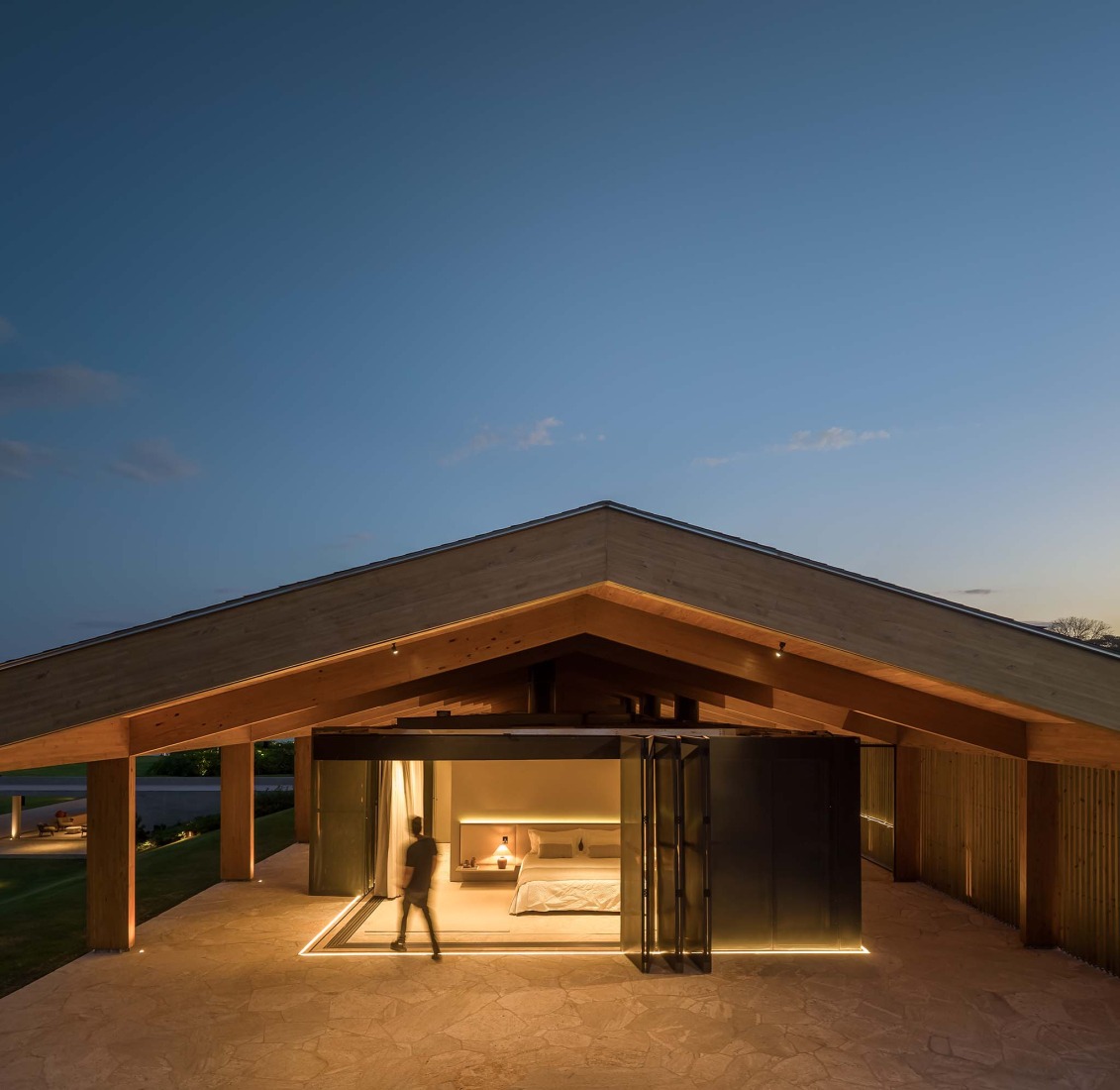 Celeiro House by mf+arquitetos. Photograph by Fernando Guerra.