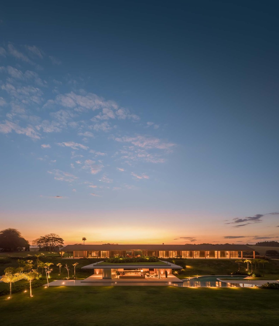 Celeiro House by mf+arquitetos. Photograph by Fernando Guerra.