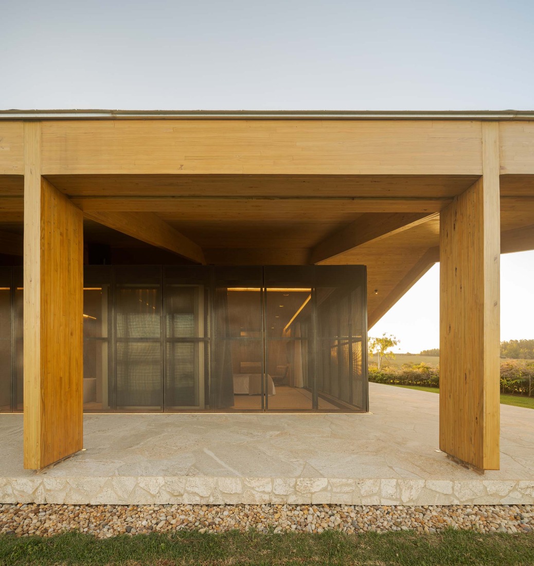 Celeiro House by mf+arquitetos. Photograph by Fernando Guerra.