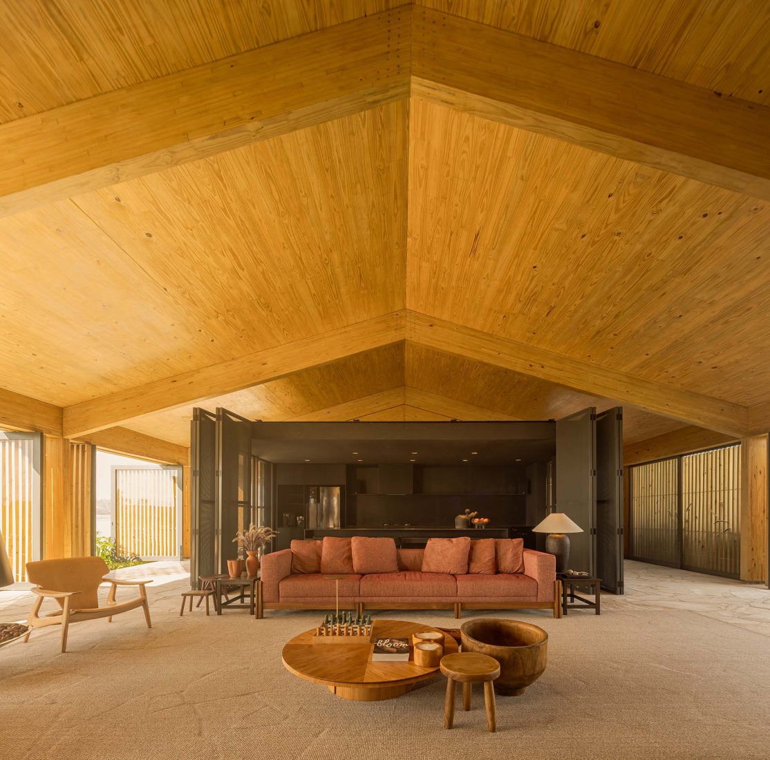 Celeiro House by mf+arquitetos. Photograph by Fernando Guerra.