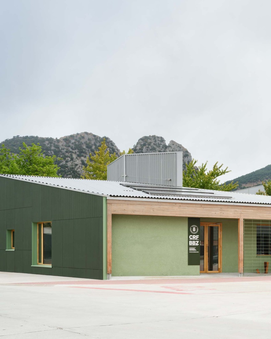 Sakana-Mendialdea Forest Resources Center by MID estudio + FILO arquitectos. Photograph by María Azkarate.
