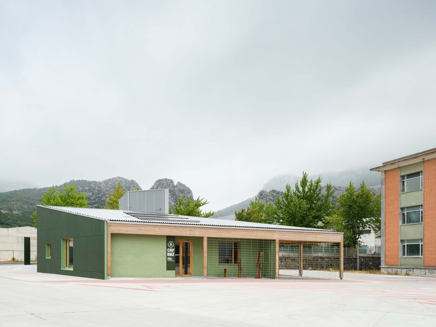 Sakana-Mendialdea Forest Resources Center by MID estudio + FILO arquitectos. Photograph by María Azkarate.