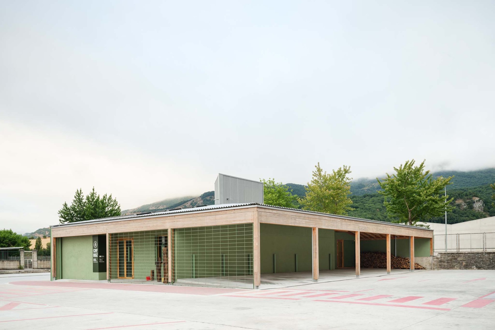Sakana-Mendialdea Forest Resources Center by MID estudio + FILO arquitectos. Photograph by María Azkarate.
