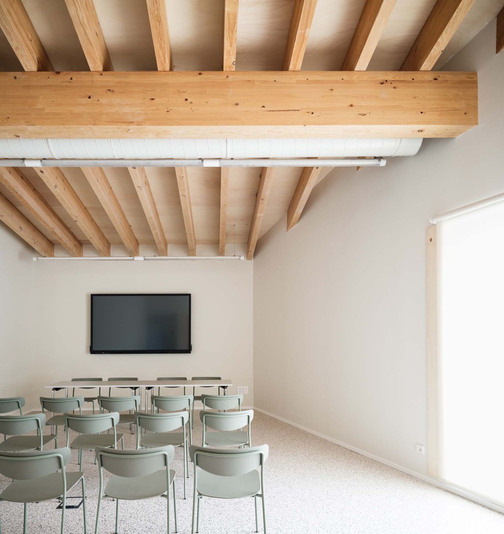 Sakana-Mendialdea Forest Resources Center by MID estudio + FILO arquitectos. Photograph by María Azkarate.