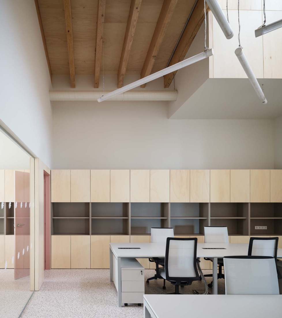Sakana-Mendialdea Forest Resources Center by MID estudio + FILO arquitectos. Photograph by María Azkarate.