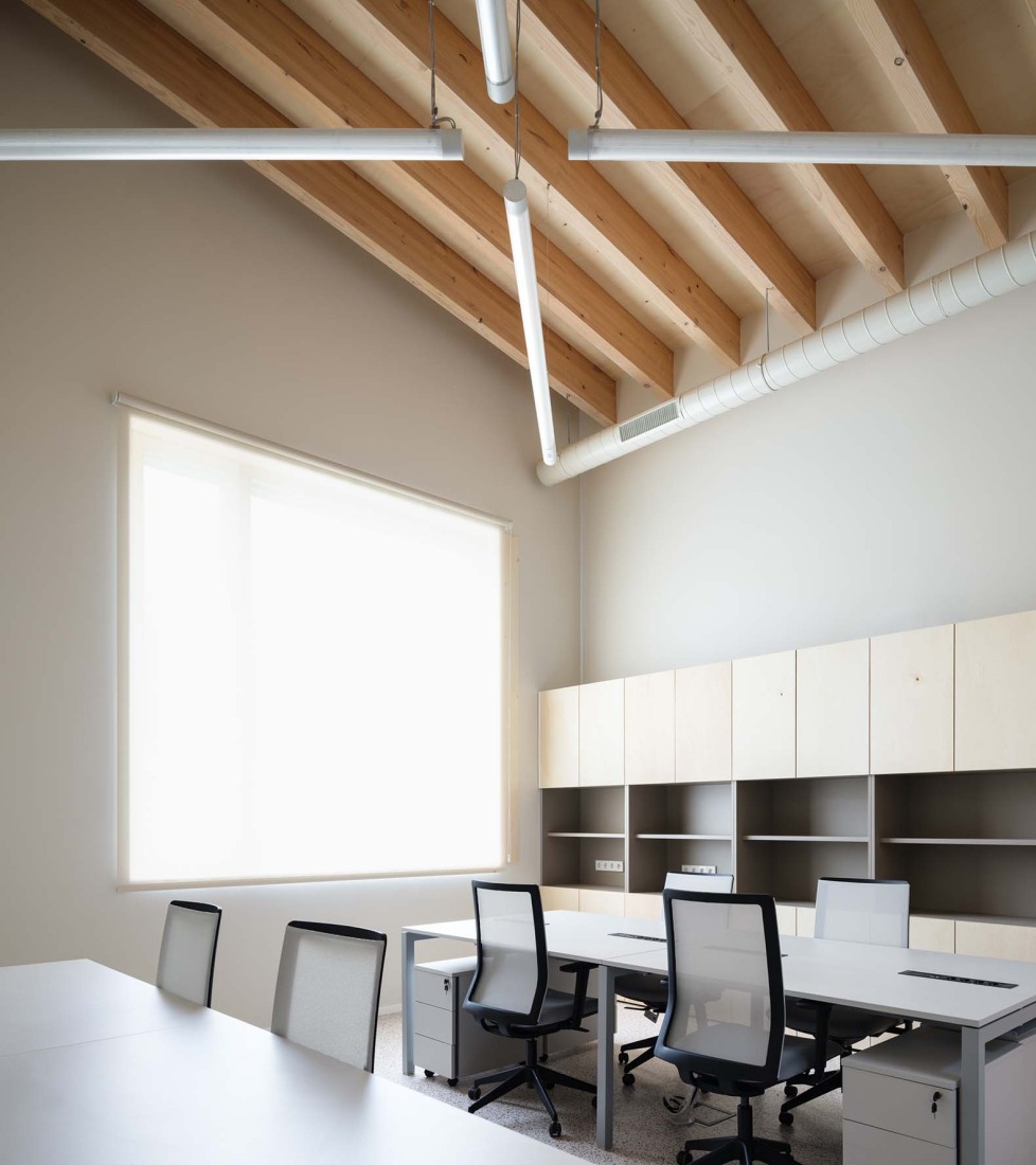 Sakana-Mendialdea Forest Resources Center by MID estudio + FILO arquitectos. Photograph by María Azkarate.