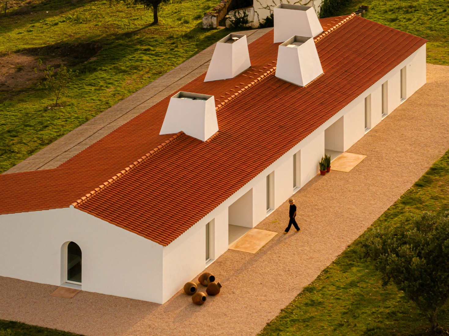 Monte Alvo House by NOZ Arquitectura. Photograph by Fernando Guerra.
