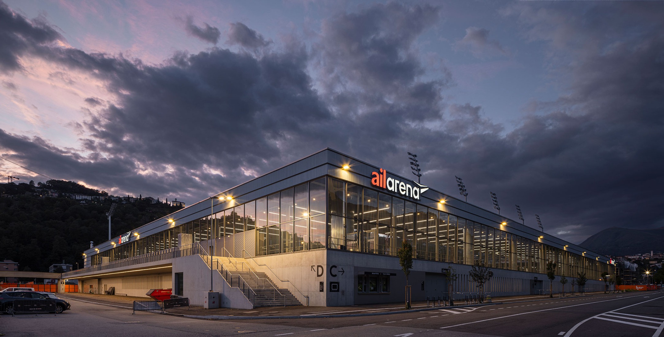 Arena Sportiva by Cruz y Ortiz Arquitectos SLP + Giraudi Radczuweit Architetti Sagl. Photograph by Fernando Alda.