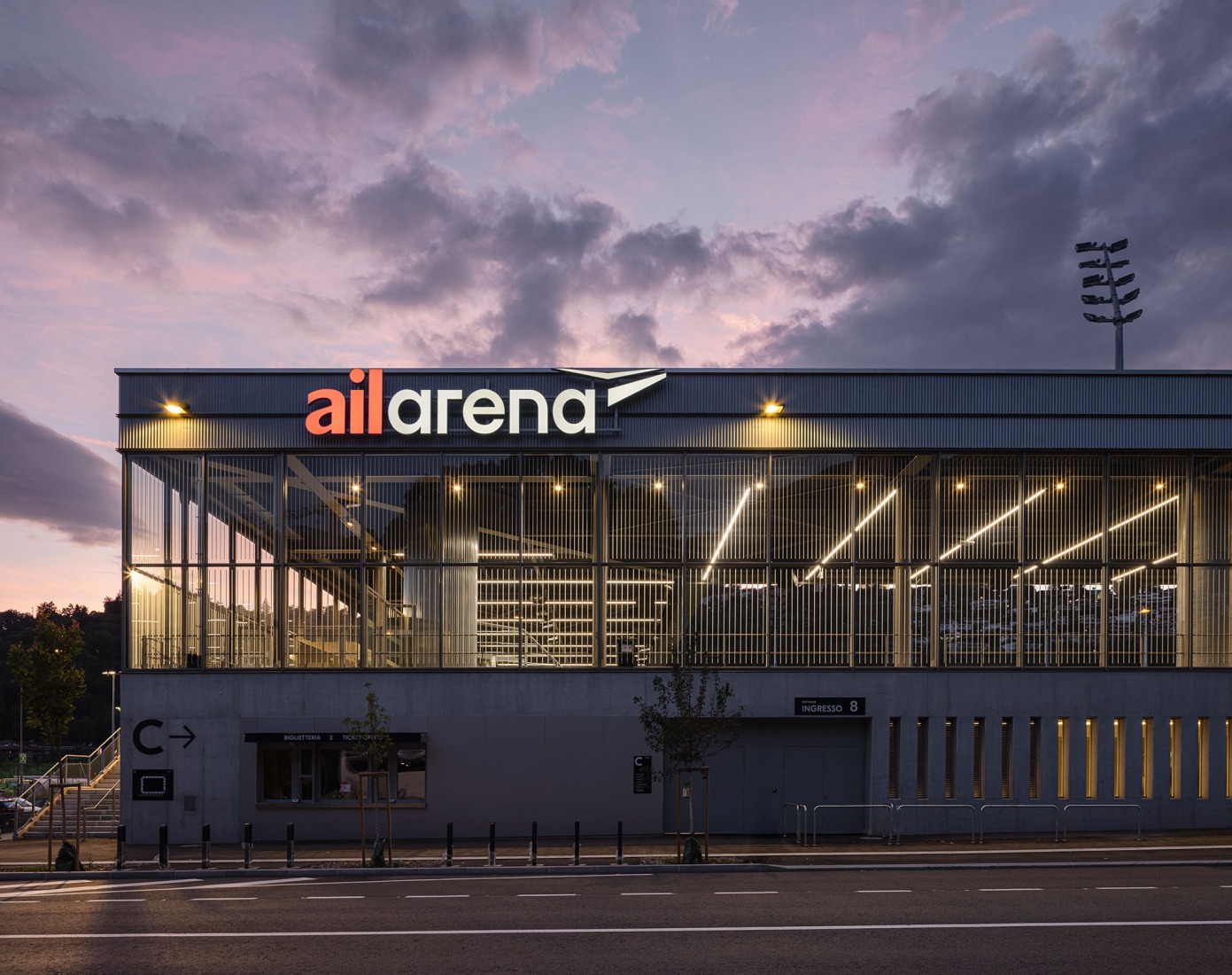 Arena Sportiva by Cruz y Ortiz Arquitectos SLP + Giraudi Radczuweit Architetti Sagl. Photograph by Fernando Alda.