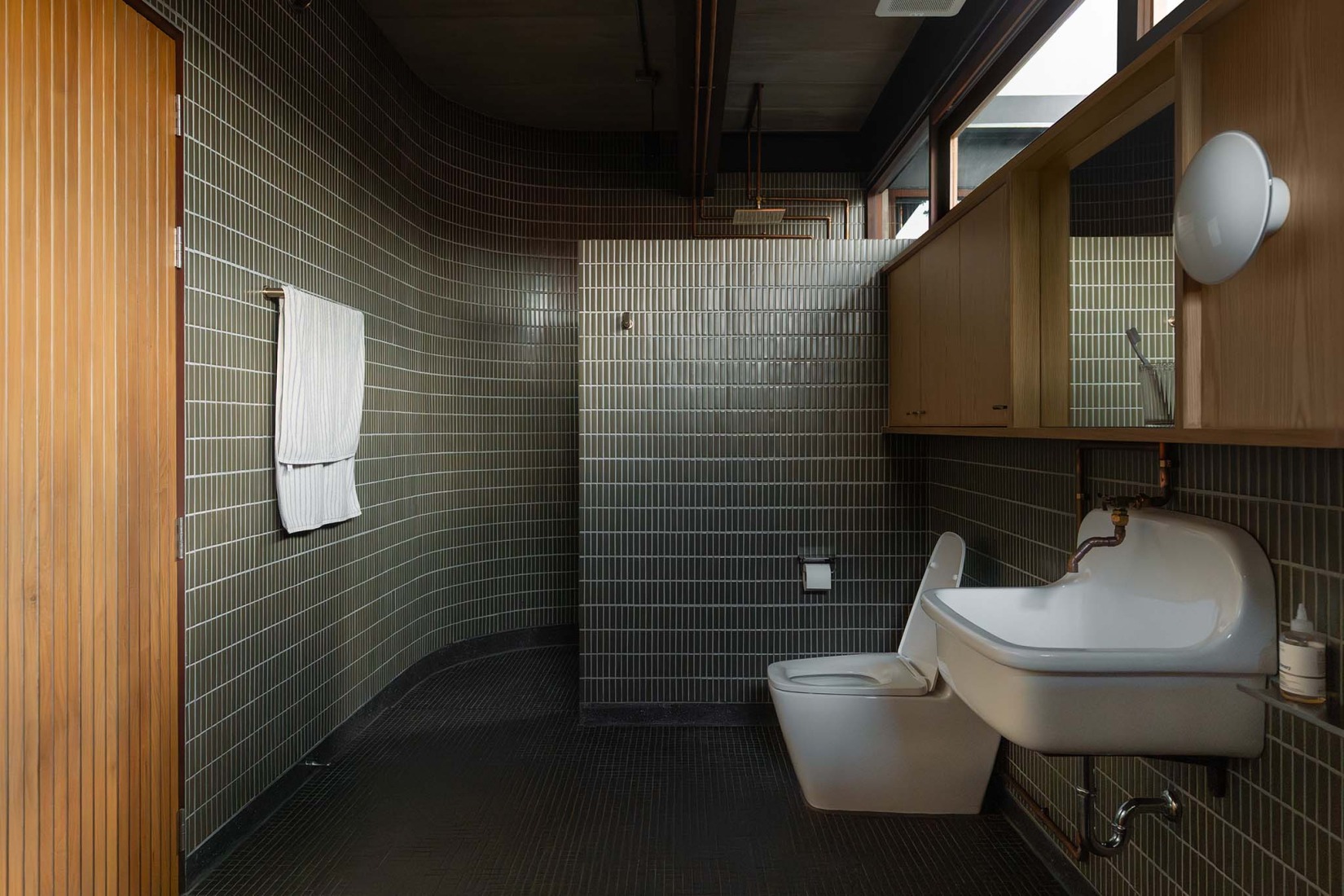 H168 House by Only Human. Photograph by Chayaluck Peechapat.