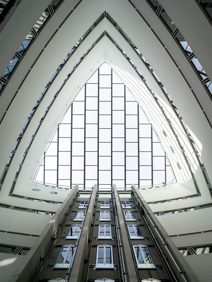 Palais de Justice de Lille por OMA. Fotografía por François-Xavier Gbré, cortesía de OMA.