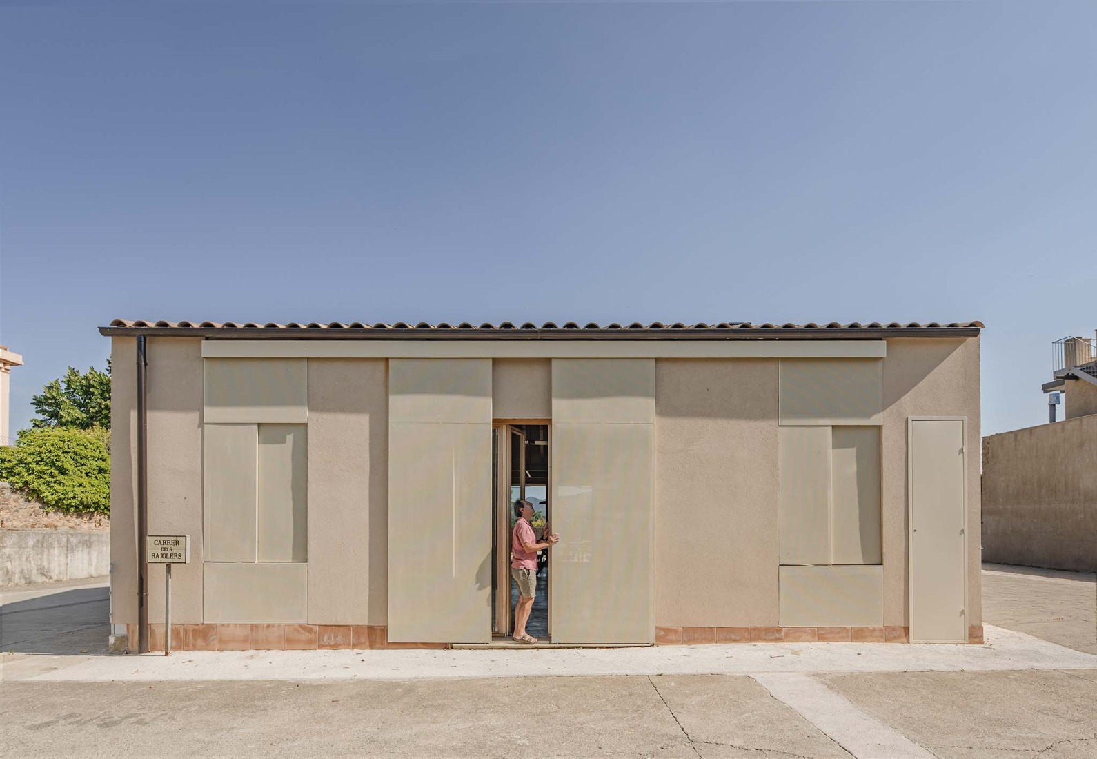 LX House by SAU Taller d'Arquitectura. Photograph by Andrés Flajszer.