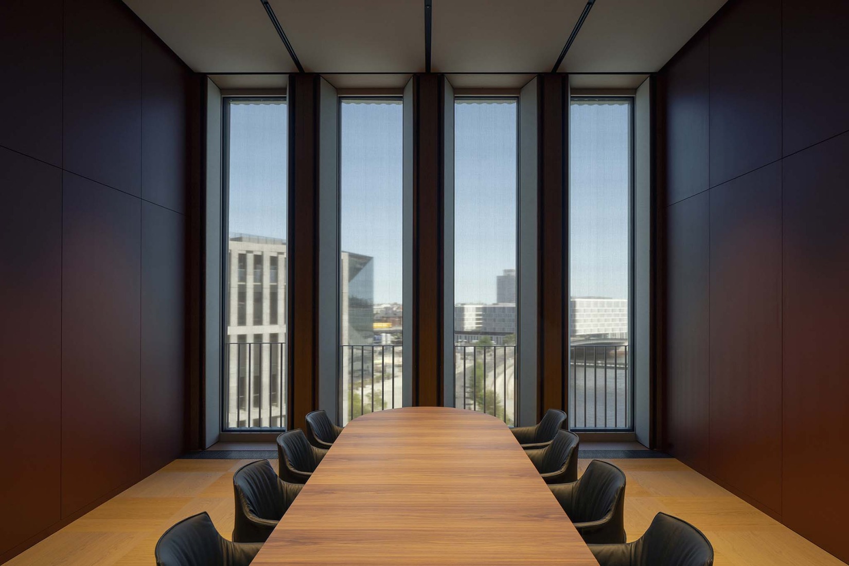 Office Building for Federal Authorities at the Spreebogen by Sauerbruch Hutton. Photograph by Jan Bitter.
