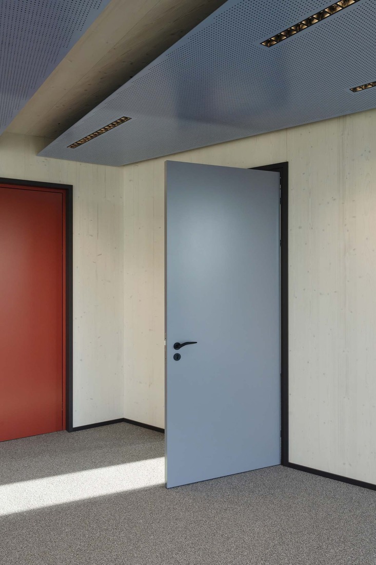 Office Building for Federal Authorities at the Spreebogen by Sauerbruch Hutton. Photograph by Jan Bitter.