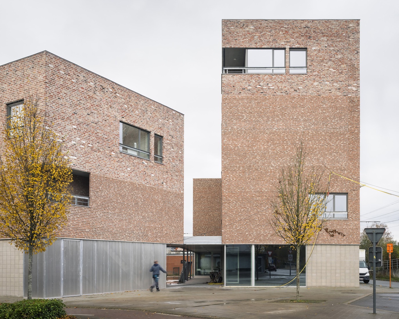 "Yimby," a finalist in the New Construction category of the Second Edition of the European Collective Housing Award. Photograph by Stijn Bollaert.