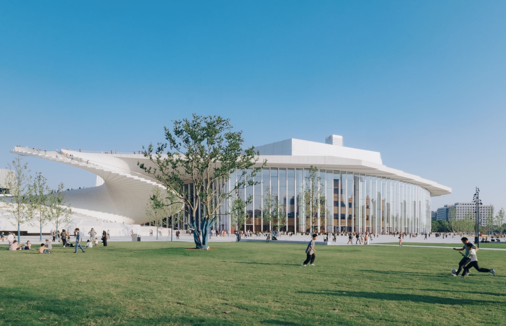 Shanghai Grand Opera House by Snøhetta. Photograph by Yumeng Zhu.