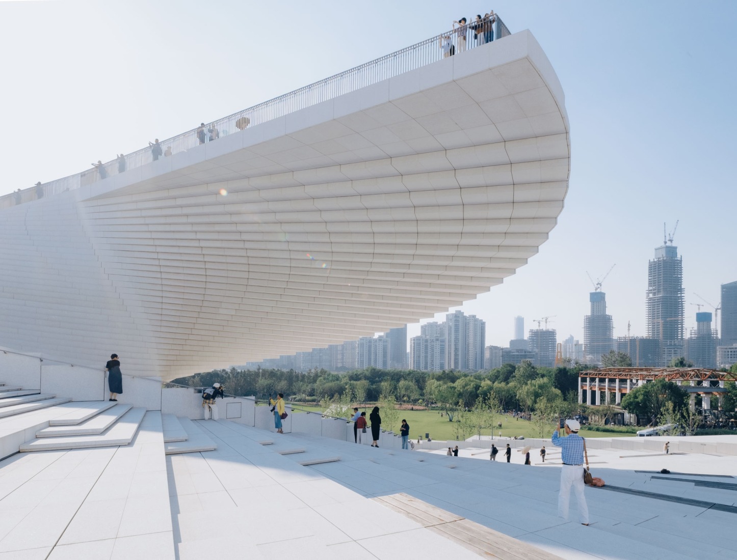 Shanghai Grand Opera House by Snøhetta. Photograph by Yumeng Zhu.