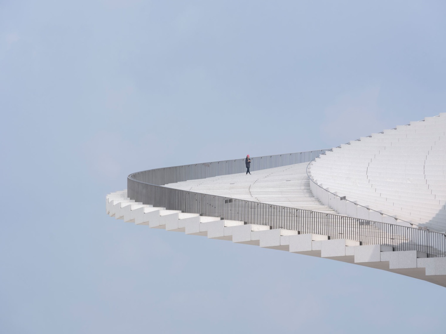 Shanghai Grand Opera House by Snøhetta. Photograph by Tian Fangfang.