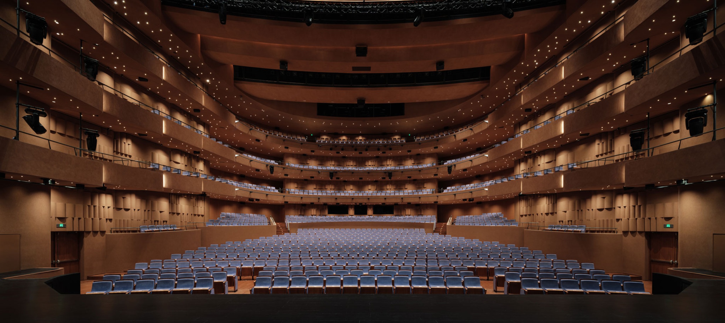 Shanghai Grand Opera House by Snøhetta. Photograph by Chen Hao.