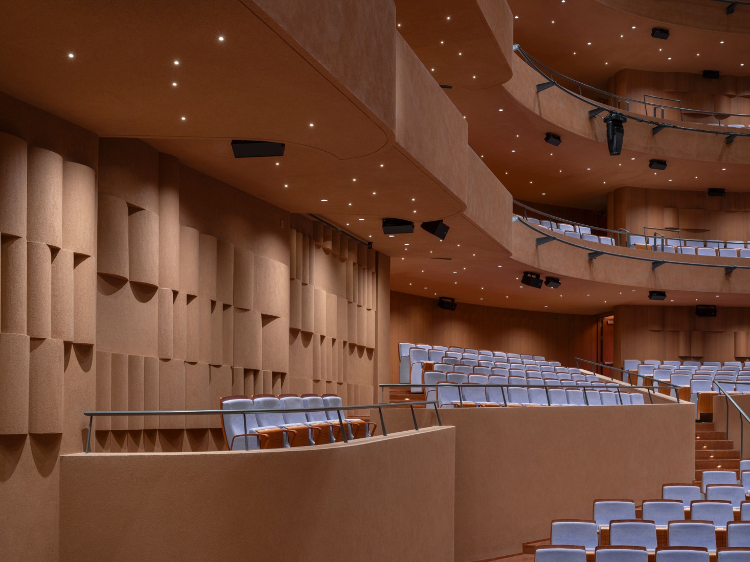 Shanghai Grand Opera House by Snøhetta. Photograph by Tian Fangfang.