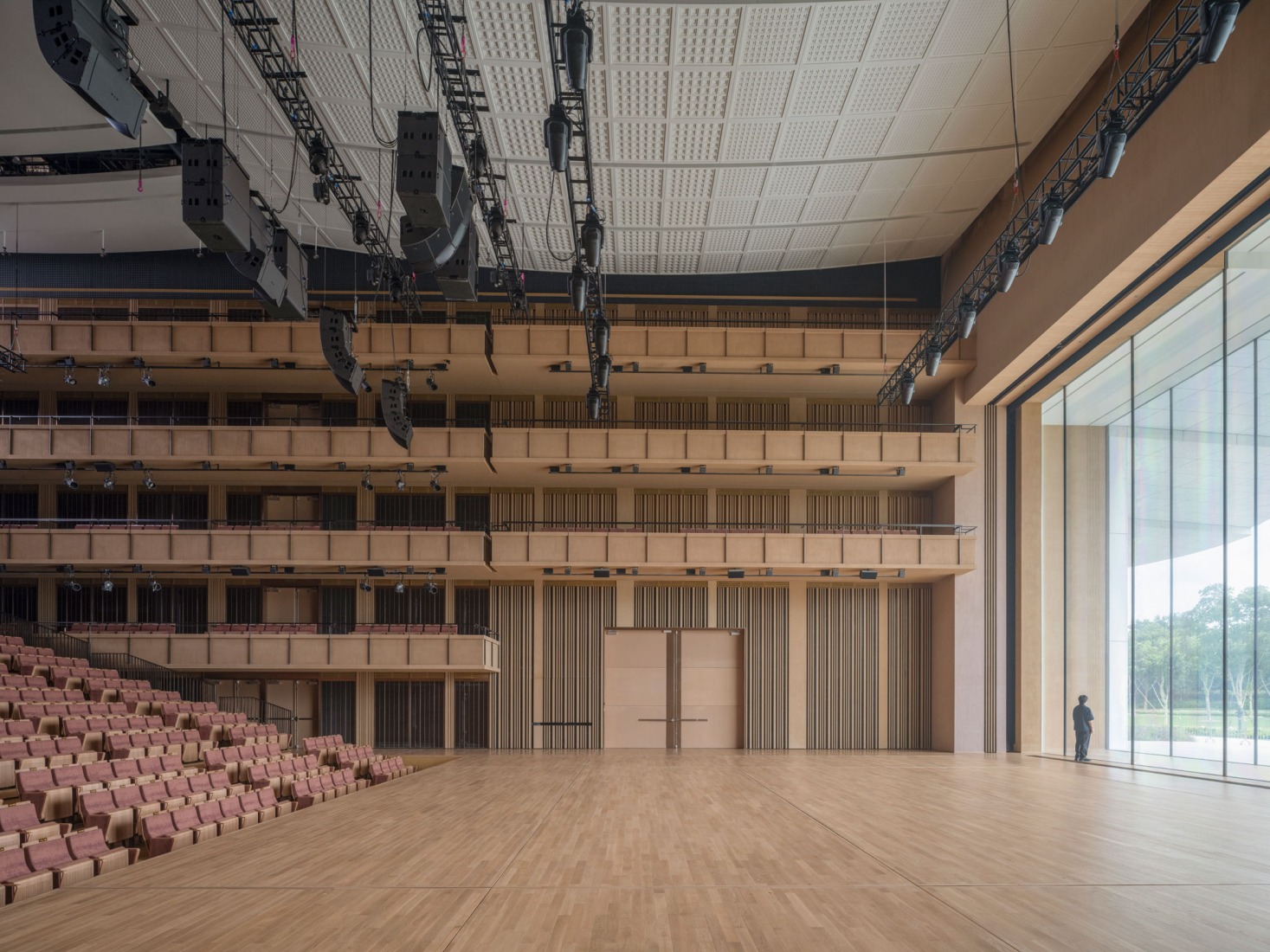 Shanghai Grand Opera House by Snøhetta. Photograph by Tian Fangfang.