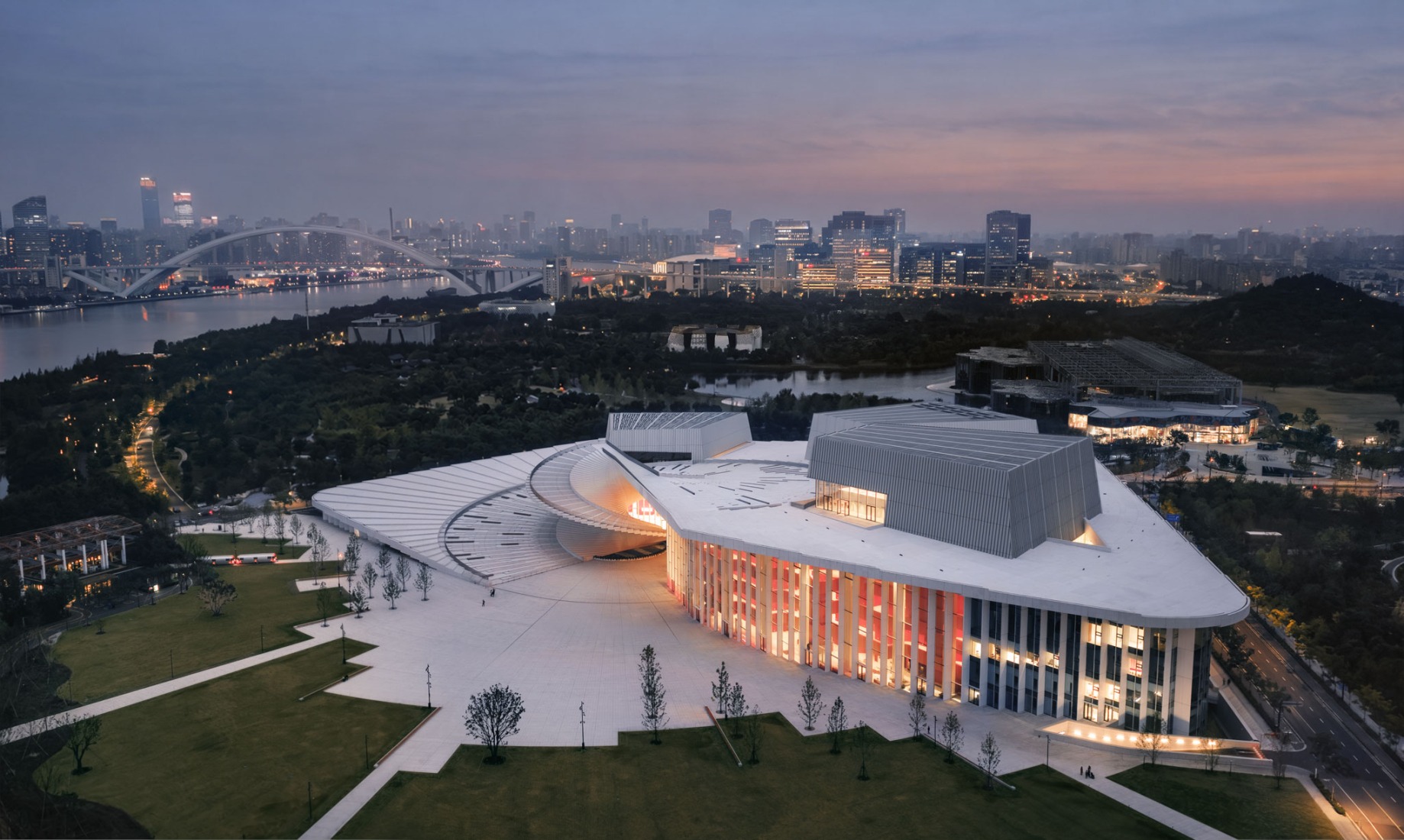 Shanghai Grand Opera House by Snøhetta. Photograph by Yumeng Zhu.