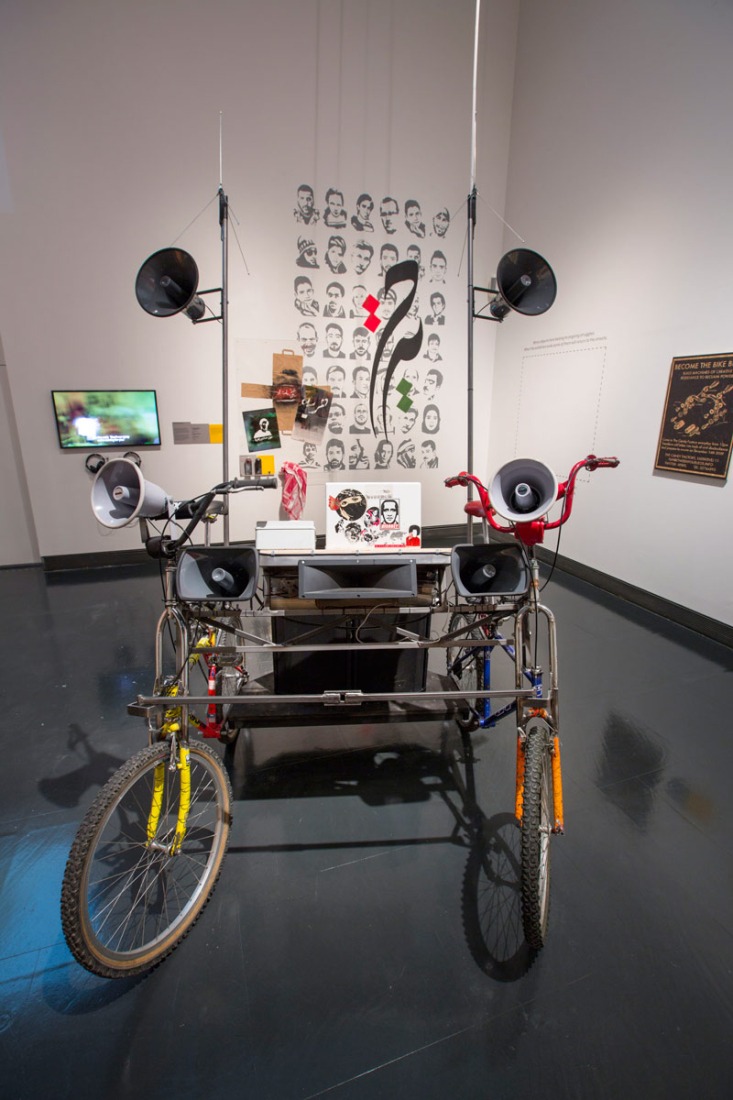 Imagen de la instalación, Disobedient Objects, © Victoria and Albert Museum, Londres.