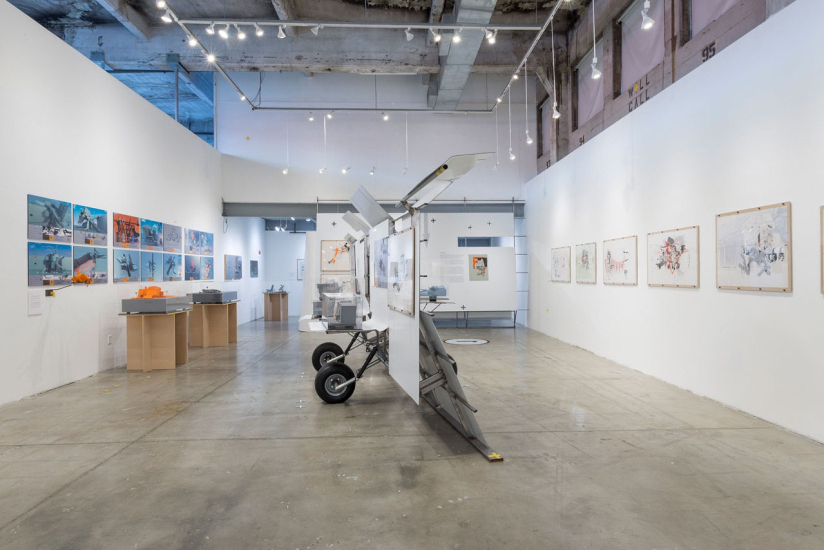 Vista de la exposición. Dirty Geometries + Mechanical Imperfections, Bryan Cantley. Fotografía © Joshua White.