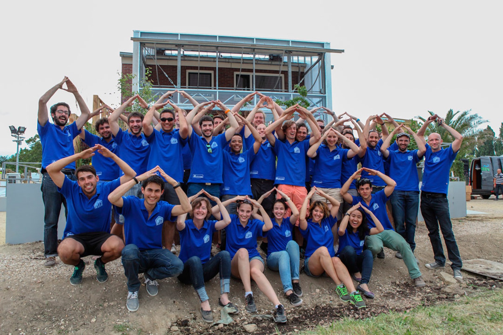 3er Lugar.- "A Home with a Skin" por Prêt-à-loger (TU Delft, Países Bajos.).