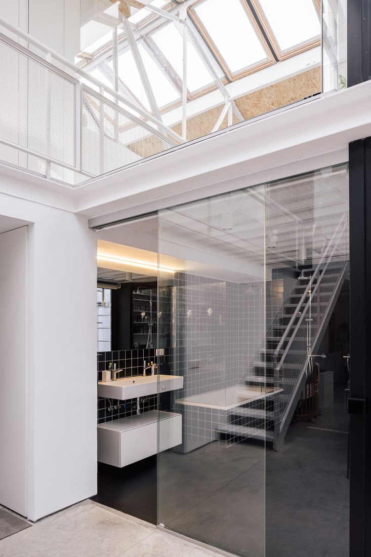 Reuse of an industrial space by Ruizesquiroz Arquitectos. Photograph by Imagen Subliminal.