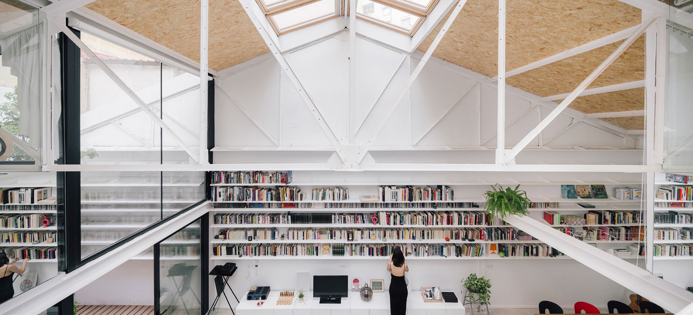 Reuse of an industrial space by Ruizesquiroz Arquitectos. Photograph by Imagen Subliminal.
