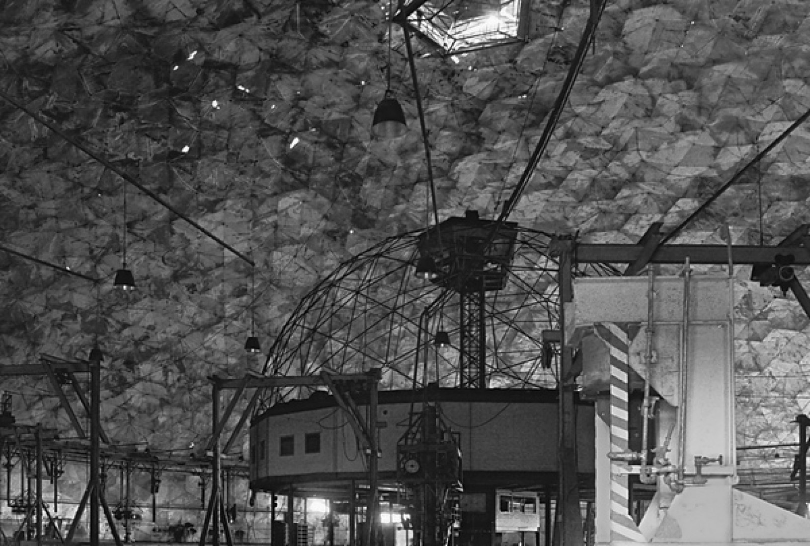 THE STORY OF BUCKMINSTER FULLER AND THE UNION TANK CAR DOME The