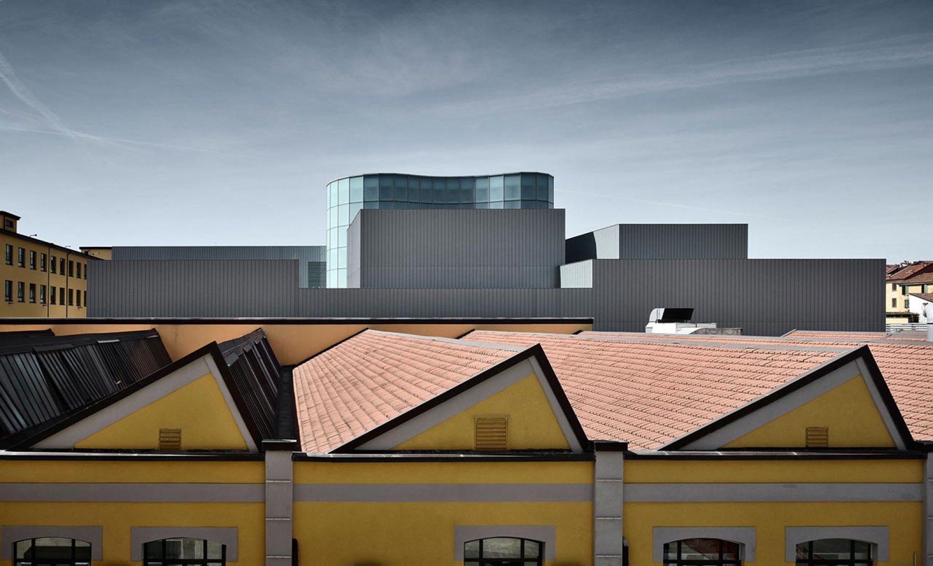 Vista exterior. Ciudad de la Cultura por David Chipperfield Architects. Fotografía © Oskar Da Riz.