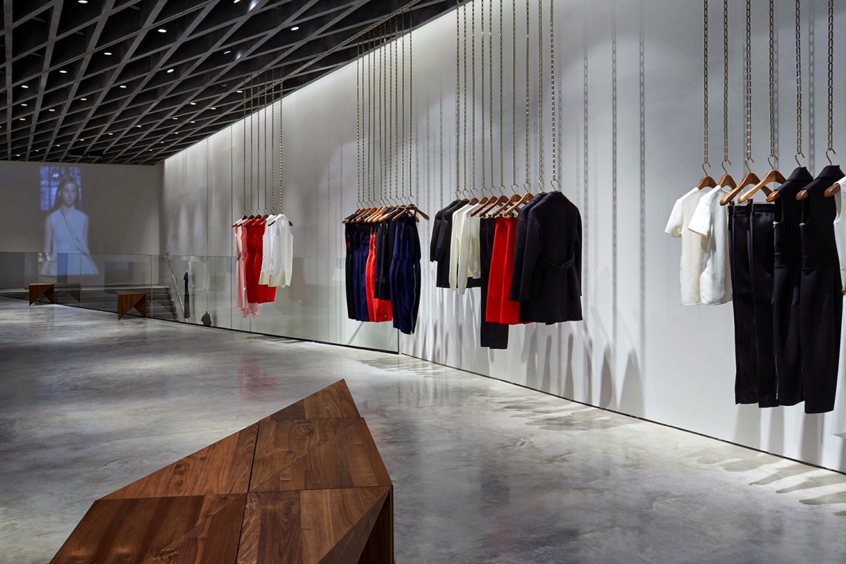 Victoria Beckham tienda insignia por Farshid Moussavi. Imagenes © Victoria Beckham.