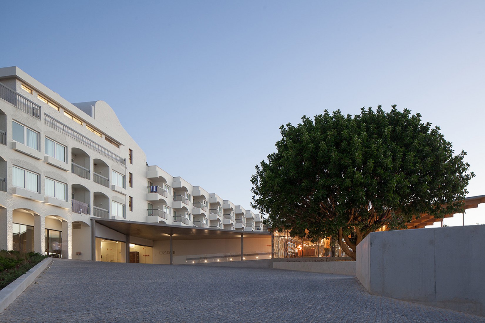 Reform and extension of the Hotel Ozadi by Campos Costa Arquitectos. Photography © José Campos. Click above to see larger image.