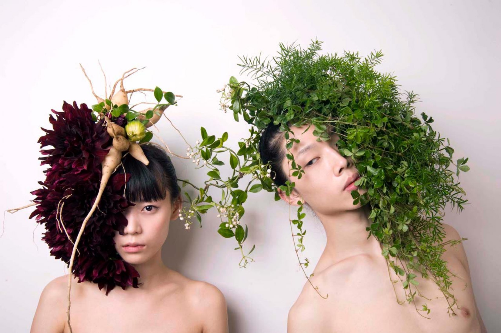 Водоросли для волос. Венок из травы. Венок из травы на голову. Голова с зеленью. Прическа из растений.