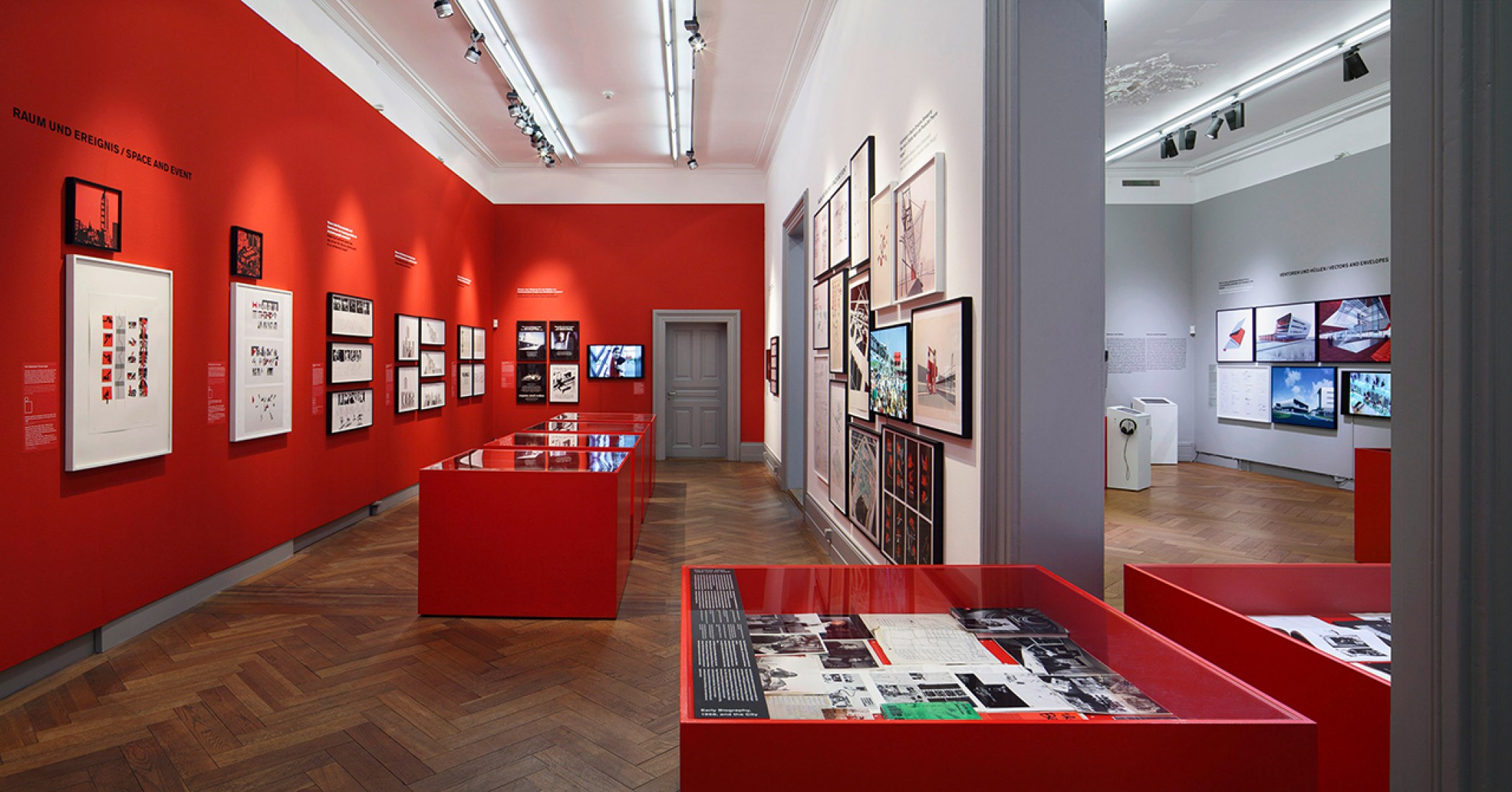 Exhibition room. Bernard Tschumi. Architecture: Concept & Notation. Photography © Tom Bisig. 