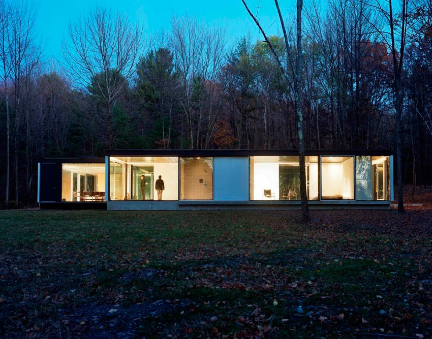 Binocular House by Michael Bell Architect The Strength of