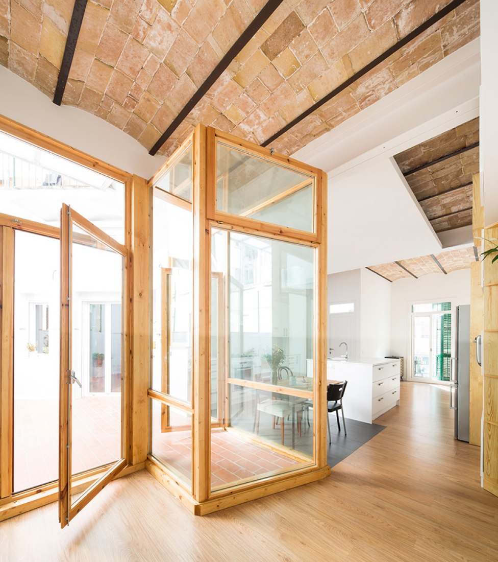 Interior. House Poblenou by Cavaa Arquitectes. Photography © Filippo Poli.
