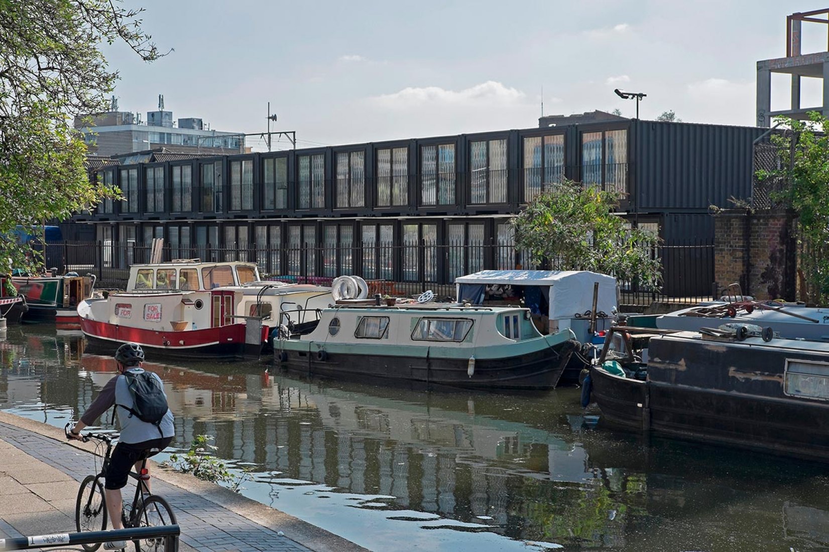 ContainerVille ofrece una solución de oficina modulares en Londres ...