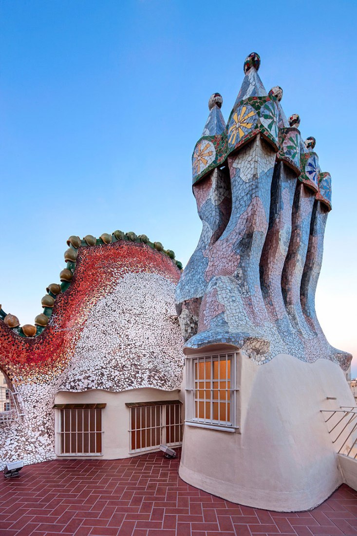 La Casa Batlló de Gaudí fotografiada por David Cardelús. Fotografía © David Cardelús.