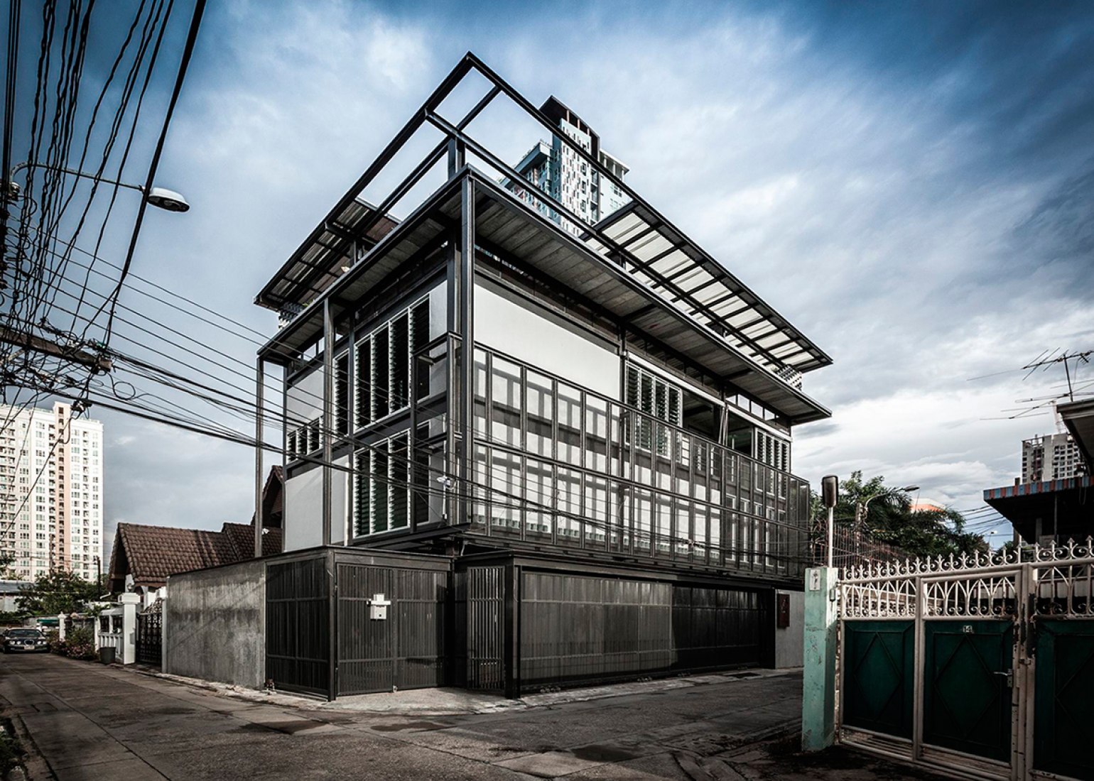 Casa Tinman por Junsekino Architecture. Fotografía © Spaceshift Studio.