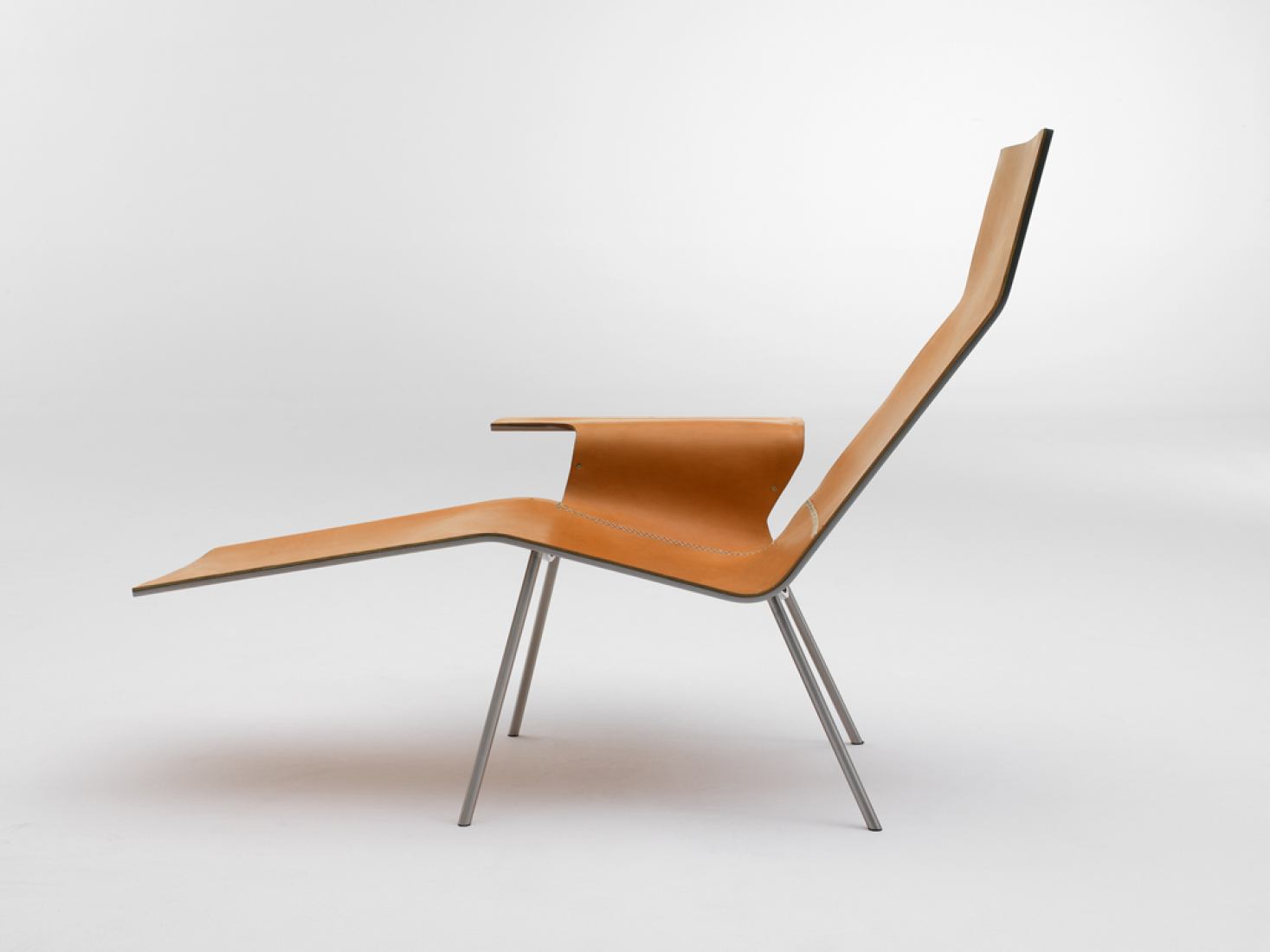 Leather Lounge Chair LL04 por Maarten van Severen, 2004. Cortesía de Kunsthal Rotterdam.