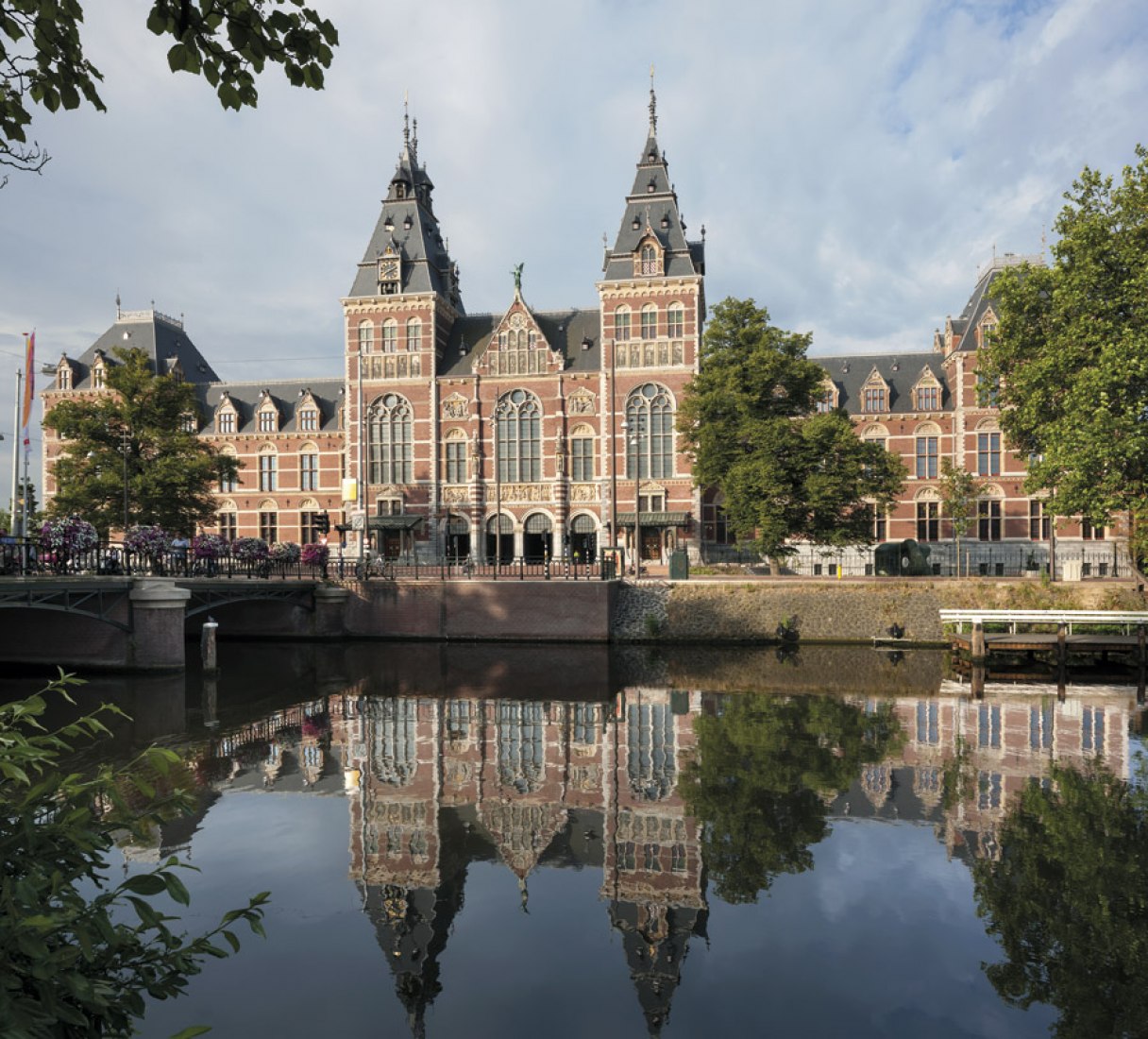 Vista exterior. Nuevo Rijksmuseum por Cruz y Ortiz arquitectos. Fotografía cortesía de Abe Bonnema Prijs. Fotografía ©  Duccio Malagamba. 