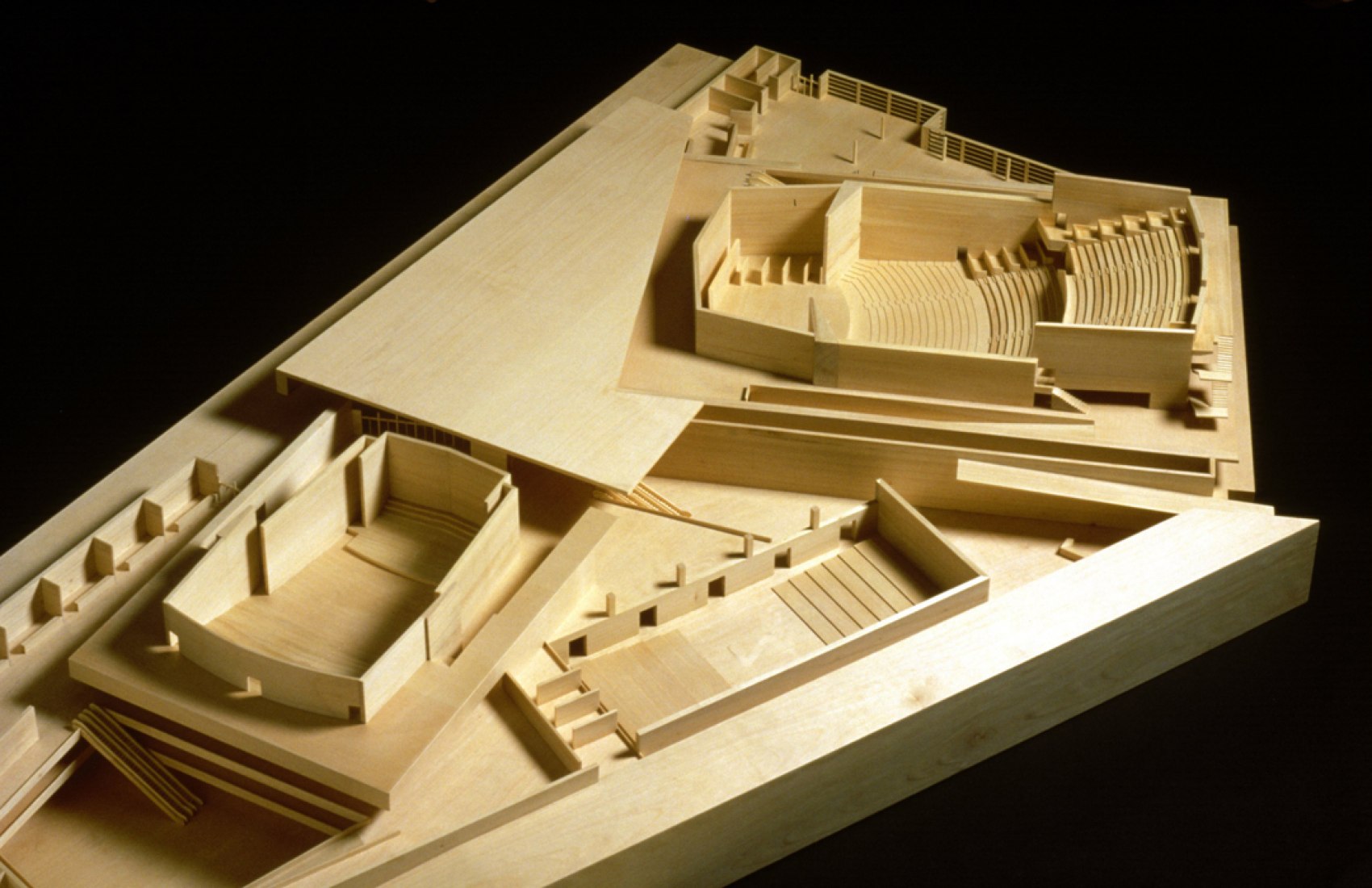 RAFAEL MONEO en A Coruña | Sobre Arquitectura y más | Desde 1998