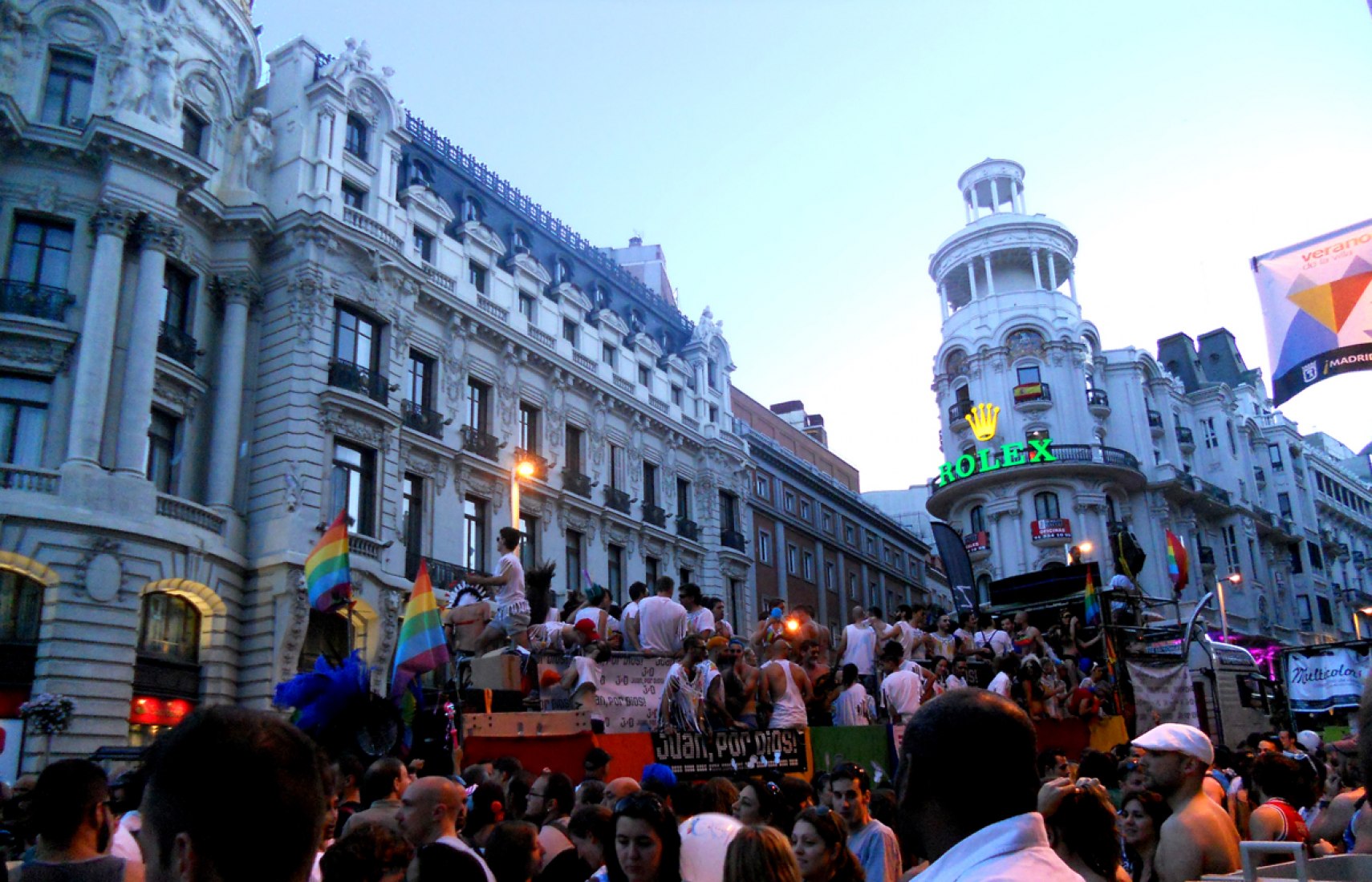 Gay Parade Madrid 2012. Gran Vía. Fotografía © Verónica Rosero.